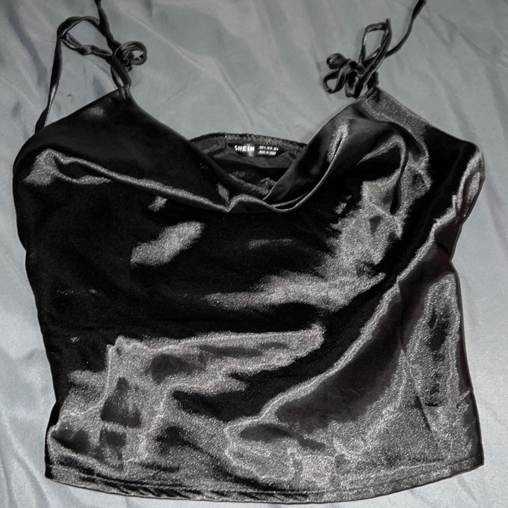 black shein crop top